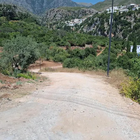 Apart-hotel Escape 3*