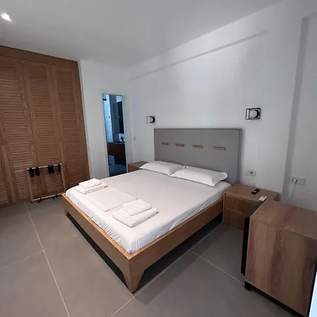 Escape 3* Dhërmi