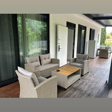 Escape Hotel apartamentowy 3*