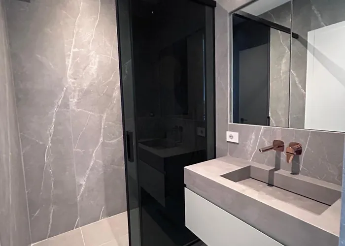 Aparthotel Escape 3*